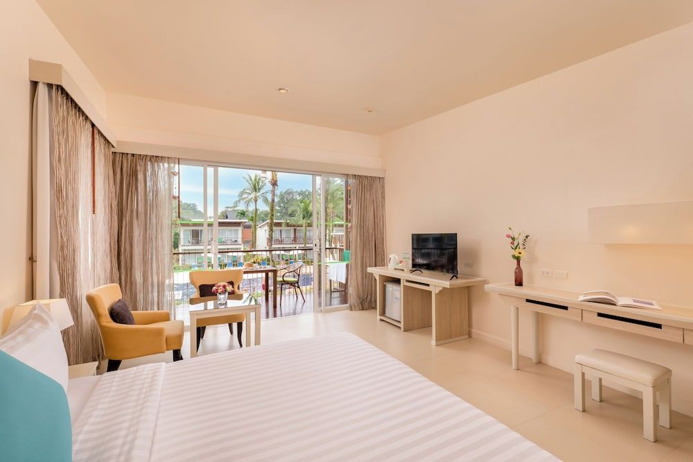 The Briza Beach Resort Khaolak Grand Deluxe Garden