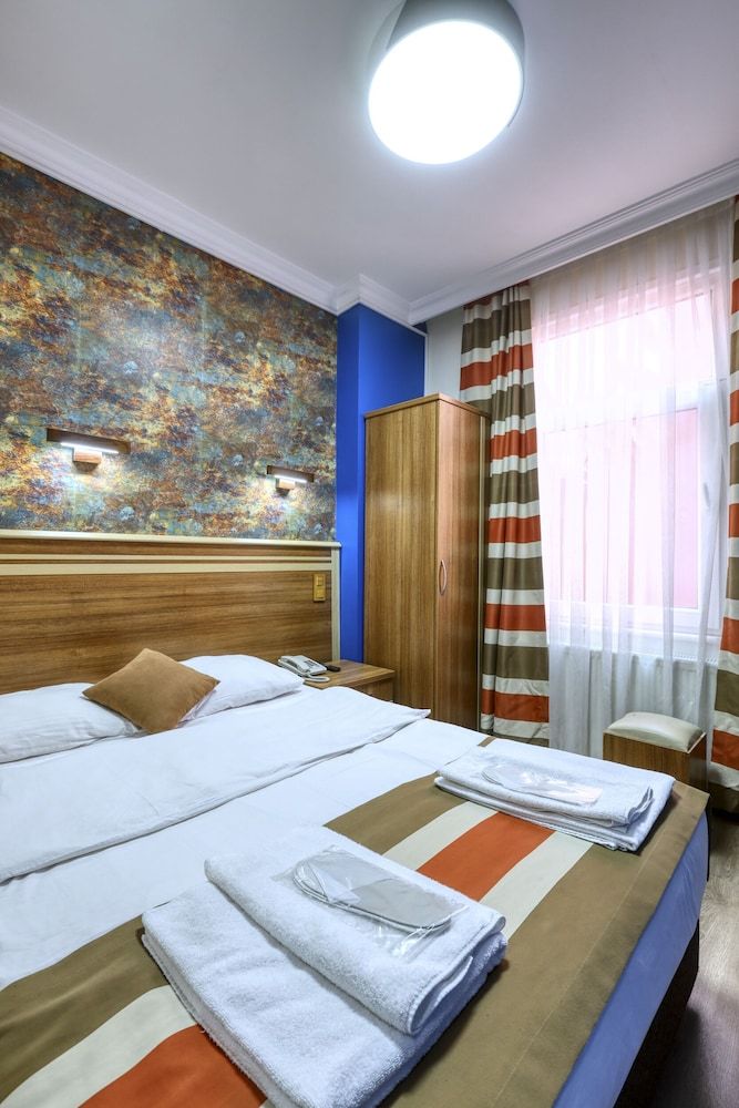 undefined Fors Hotel 9