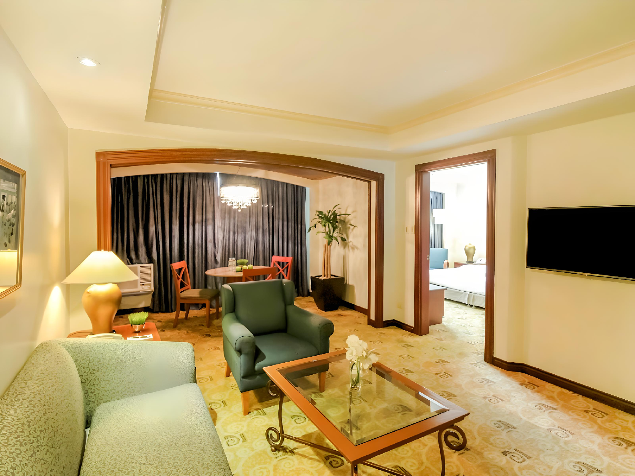 1 Bedroom Executive Suite