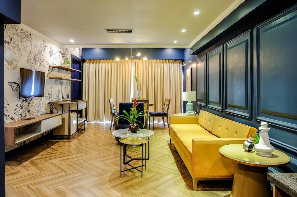 Makati Palace Hotel Family Room 5