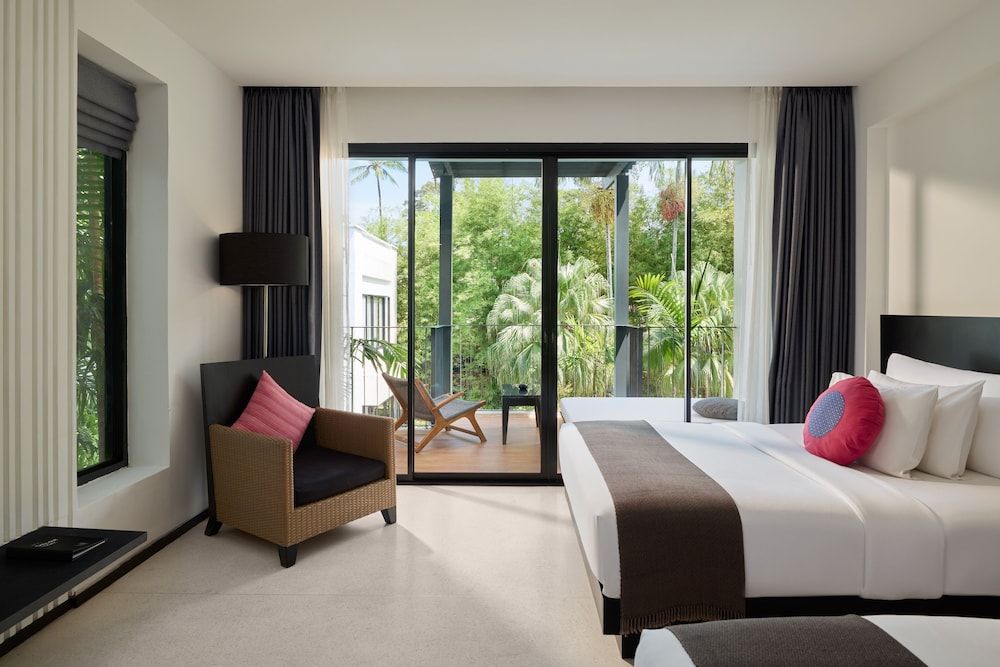The Chill Deluxe with Twin Beds