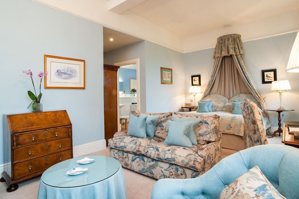 Llangoed Hall Deluxe Double Room 3