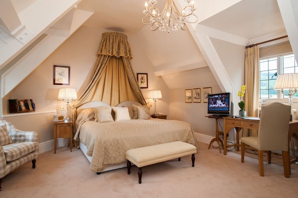 Llangoed Hall Junior Suite 2