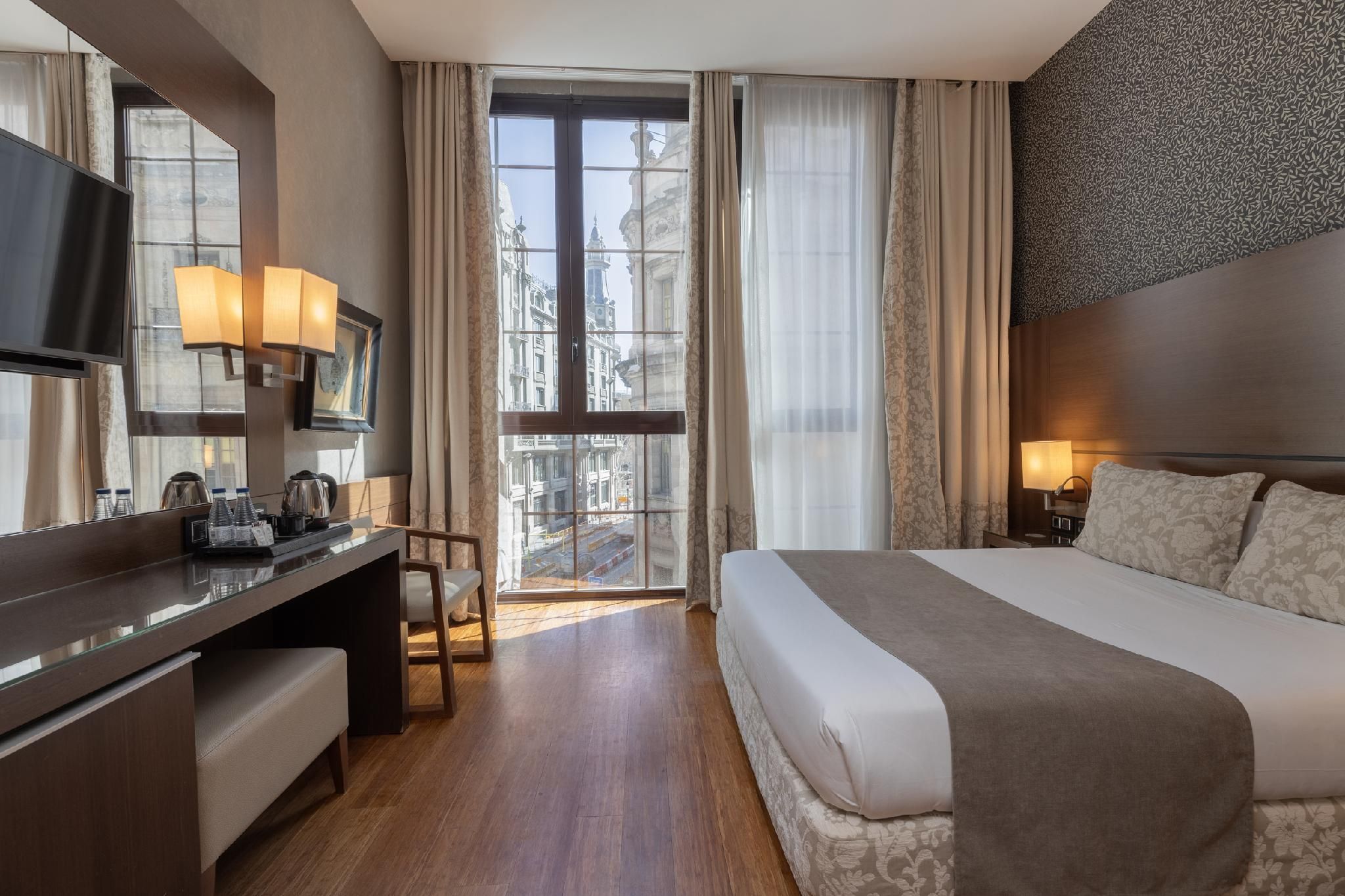 Double Room with View