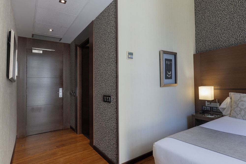 Hotel Barcelona Colonial Double Room 13