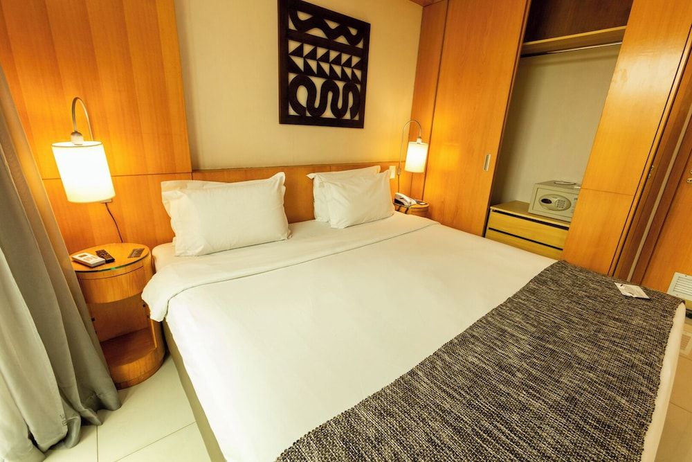 Deluxe Room, Bathtub