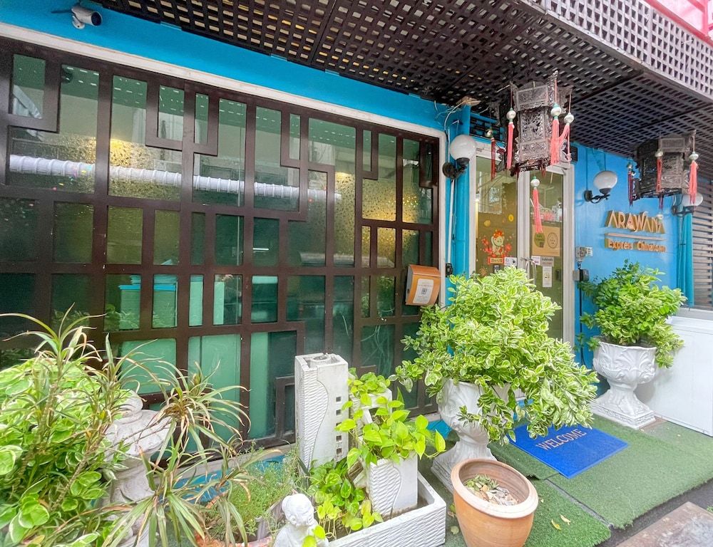 undefined Arawana Express Chinatown 6