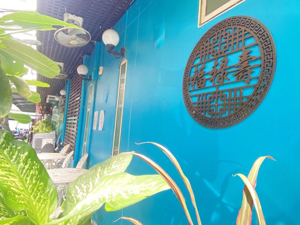 undefined Arawana Express Chinatown 10