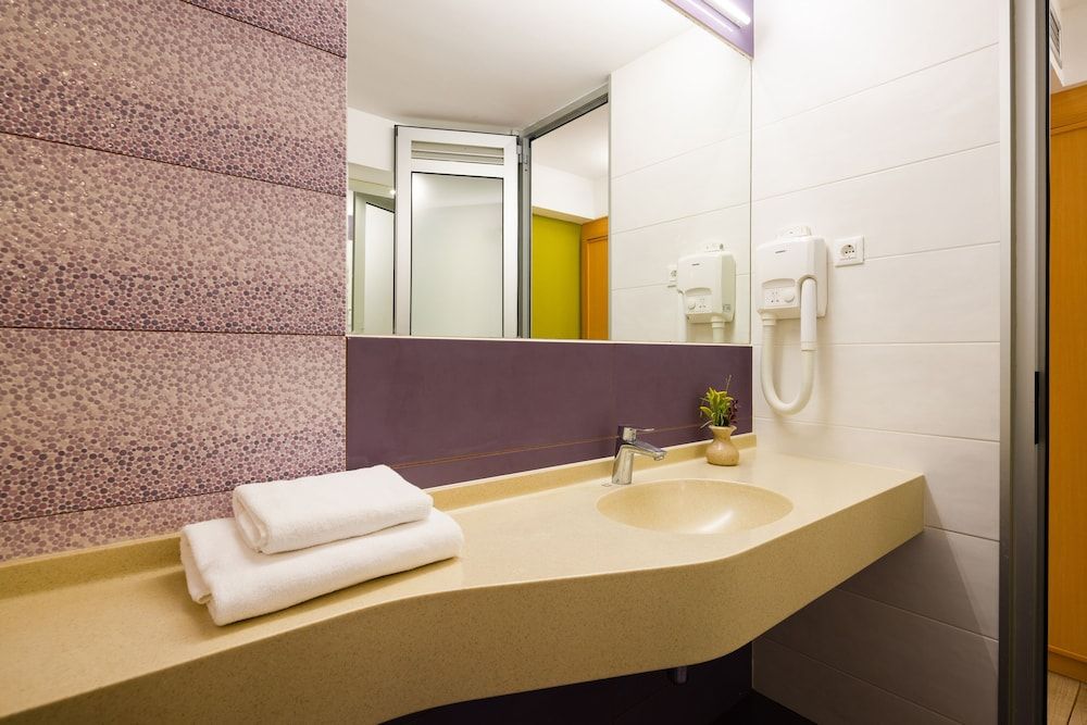 Aminess Vival Velaris Resort Superior Garden Room with Terrace 9