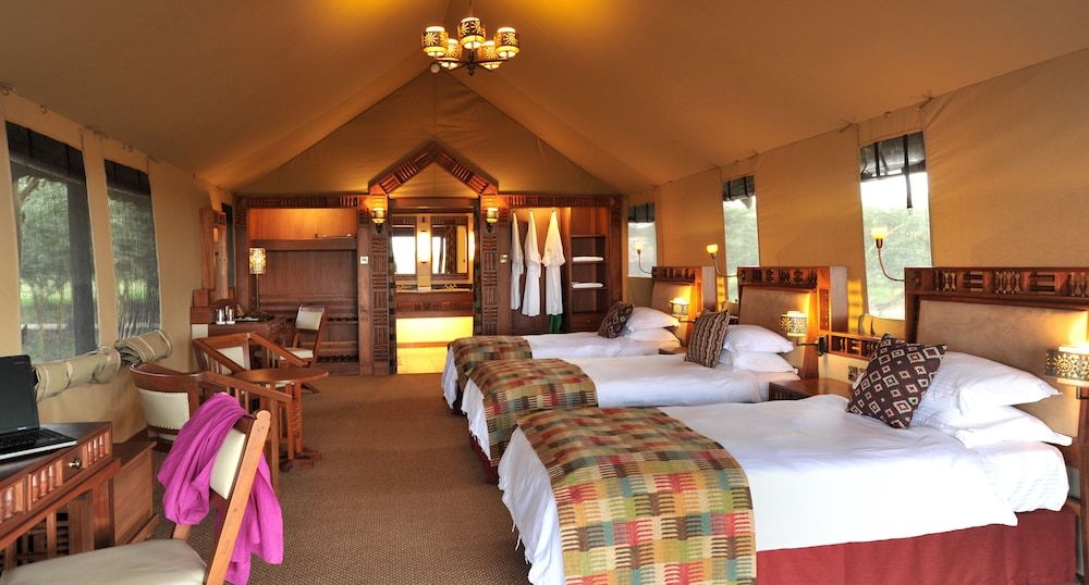Sweetwaters Serena Camp Deluxe Tent