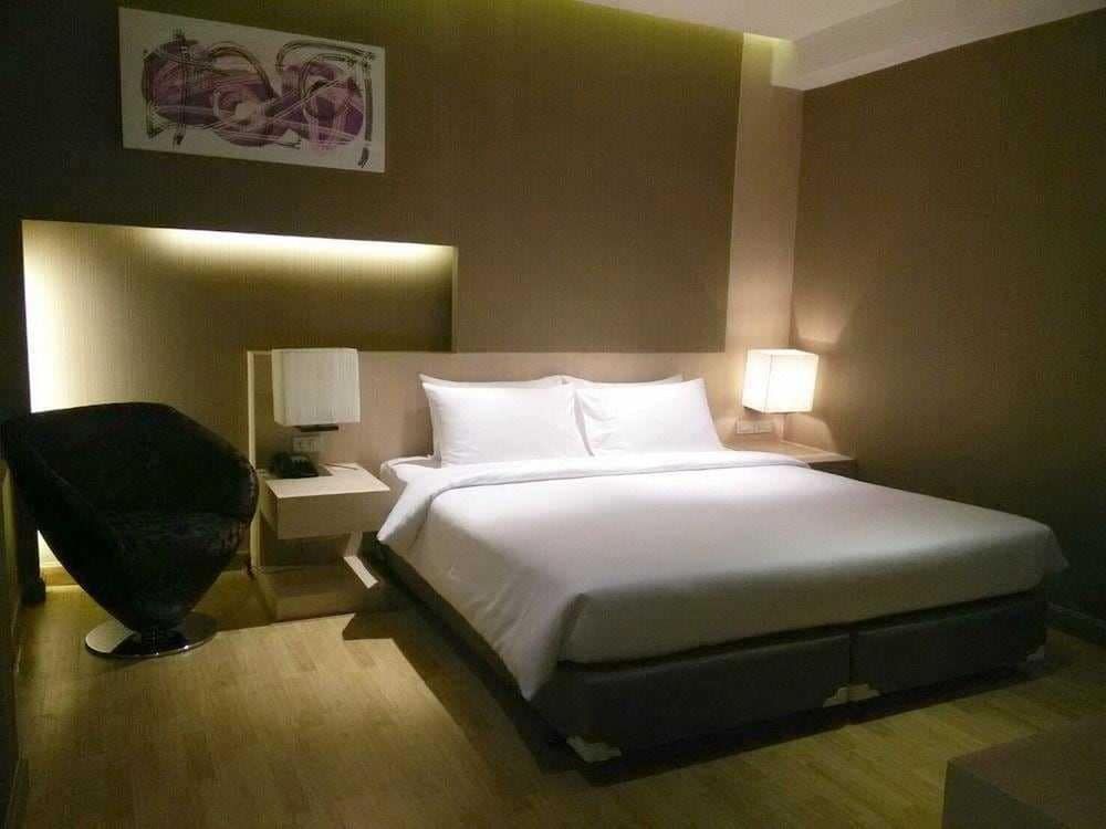 Palette Hi Hotel Bangkok Superior Double Room 5