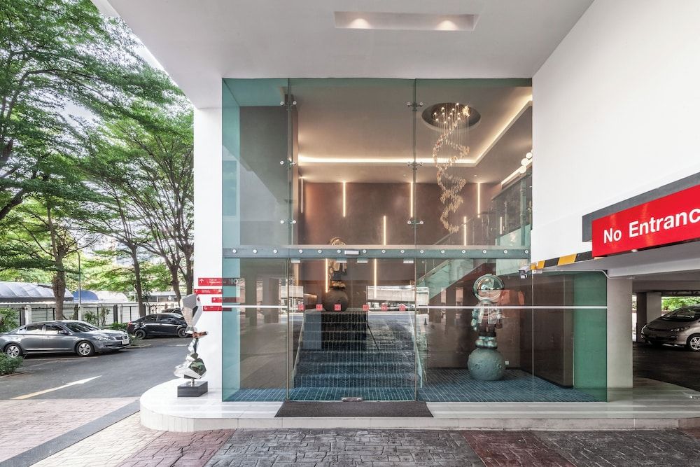 undefined Hi Hotel 2