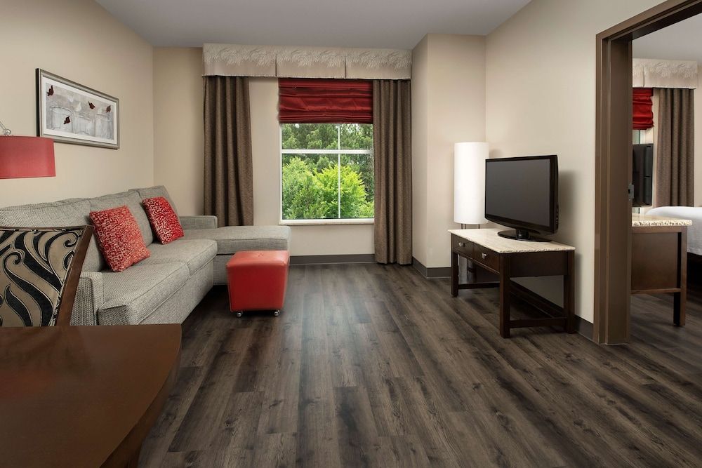 Premium Suite, 1 King Bed, Corner