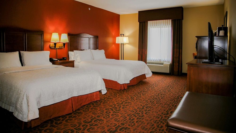 Two Queen Beds, Non-Smoking, Accessible