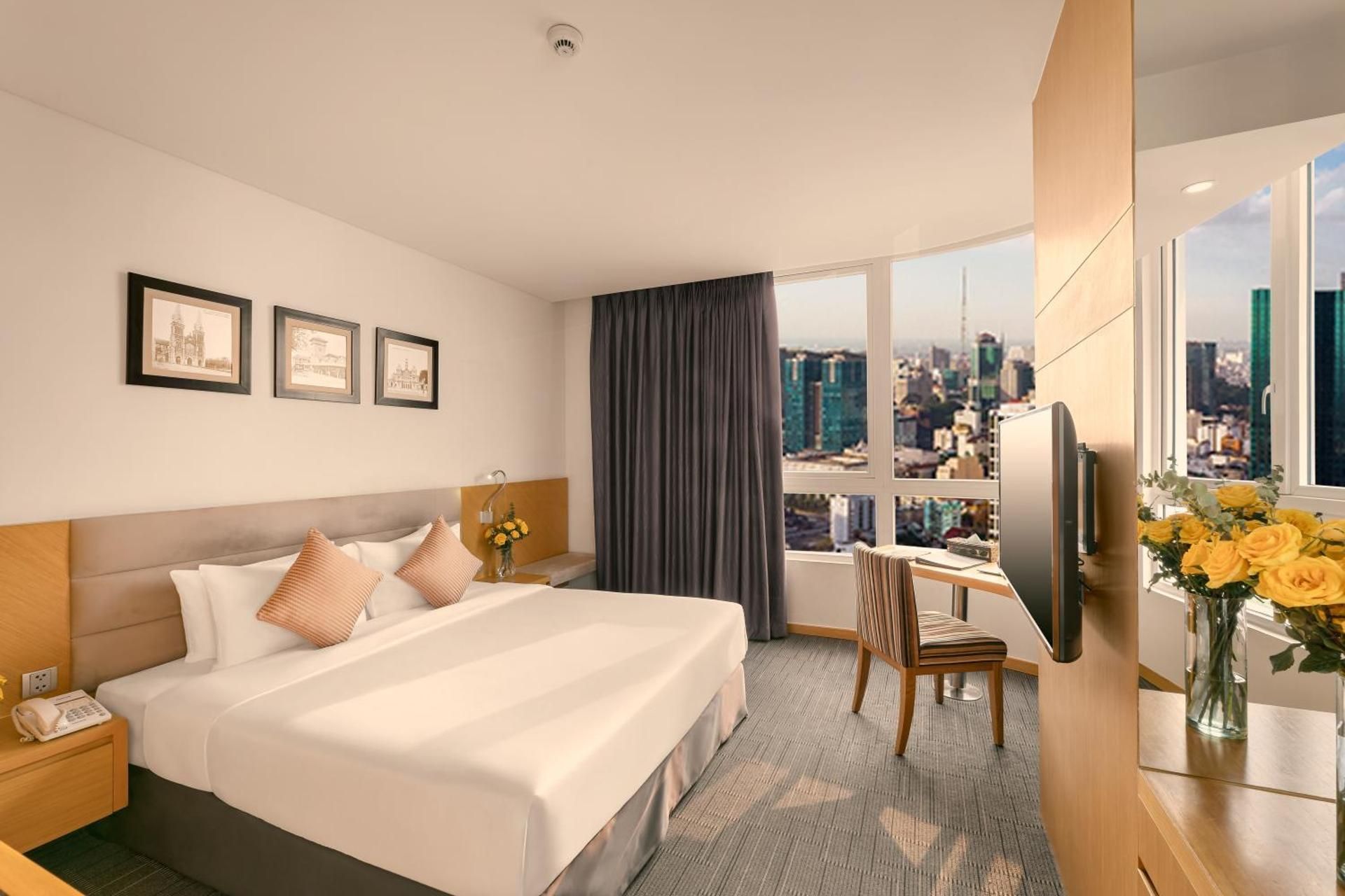 Signature Central Deluxe with access to ExecutiveLounge