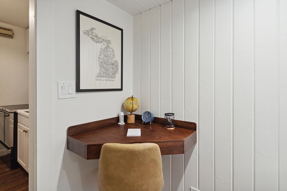 Bay Inn of Petoskey Bay Inn Studio 9