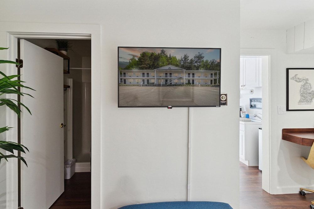 Bay Inn of Petoskey Bay Inn Studio 8