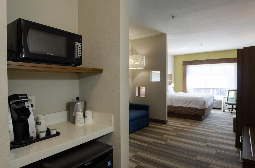 Holiday Inn Express Atlanta Airport West - Camp Creek Market by IHG