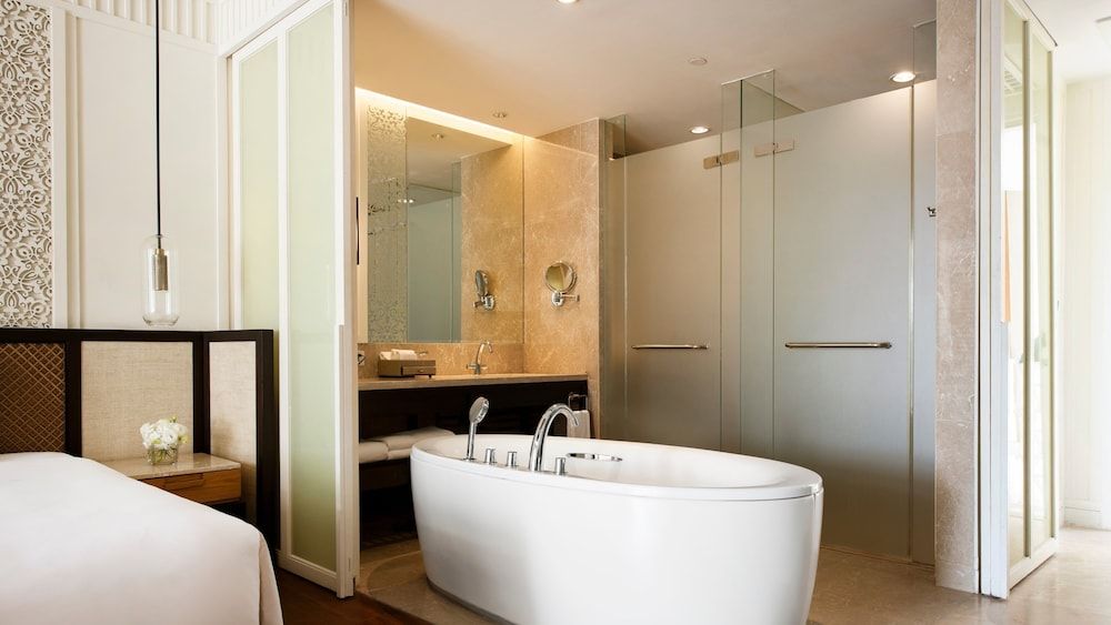 Premium Room, 2 Twin Beds, Pool View