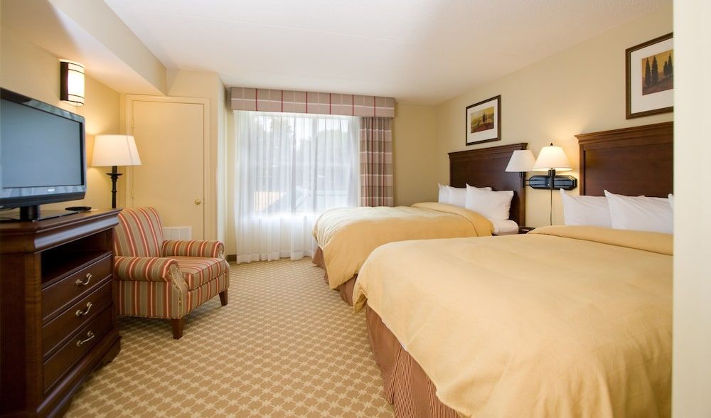Room, 2 Queen Beds, Non Smoking