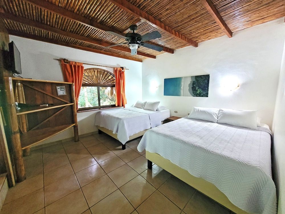 Superior Room, 2 Queen Beds, Garden View