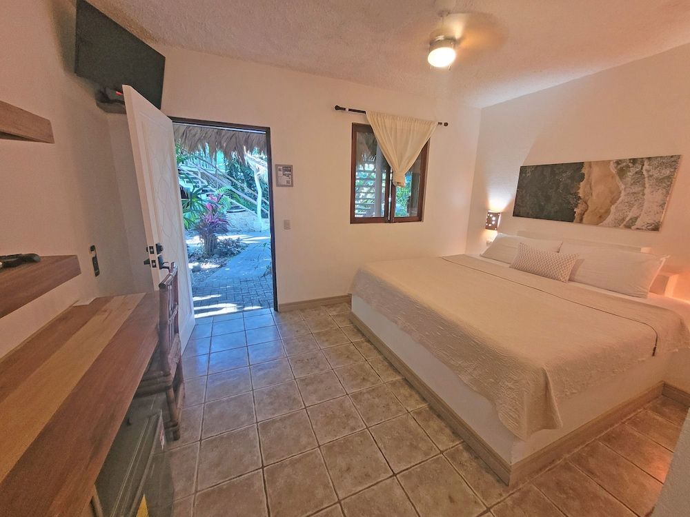 Standard Triple Room, Garden View