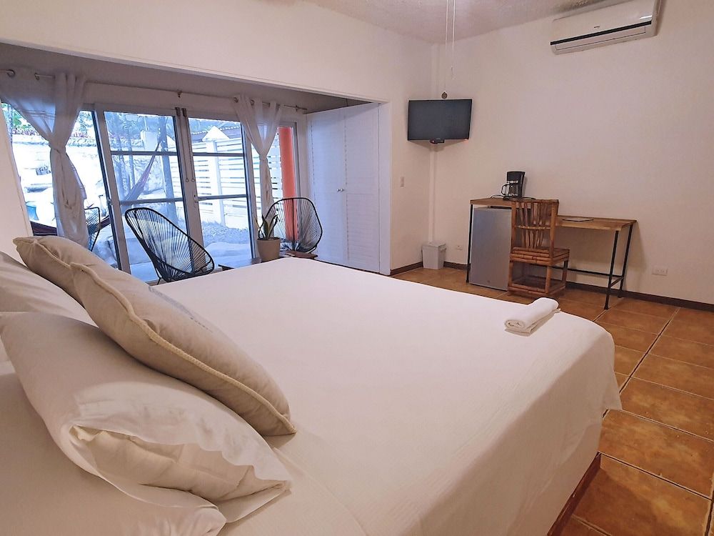 Cariblue Beach and Jungle Resort Family Suite, Pool View 4