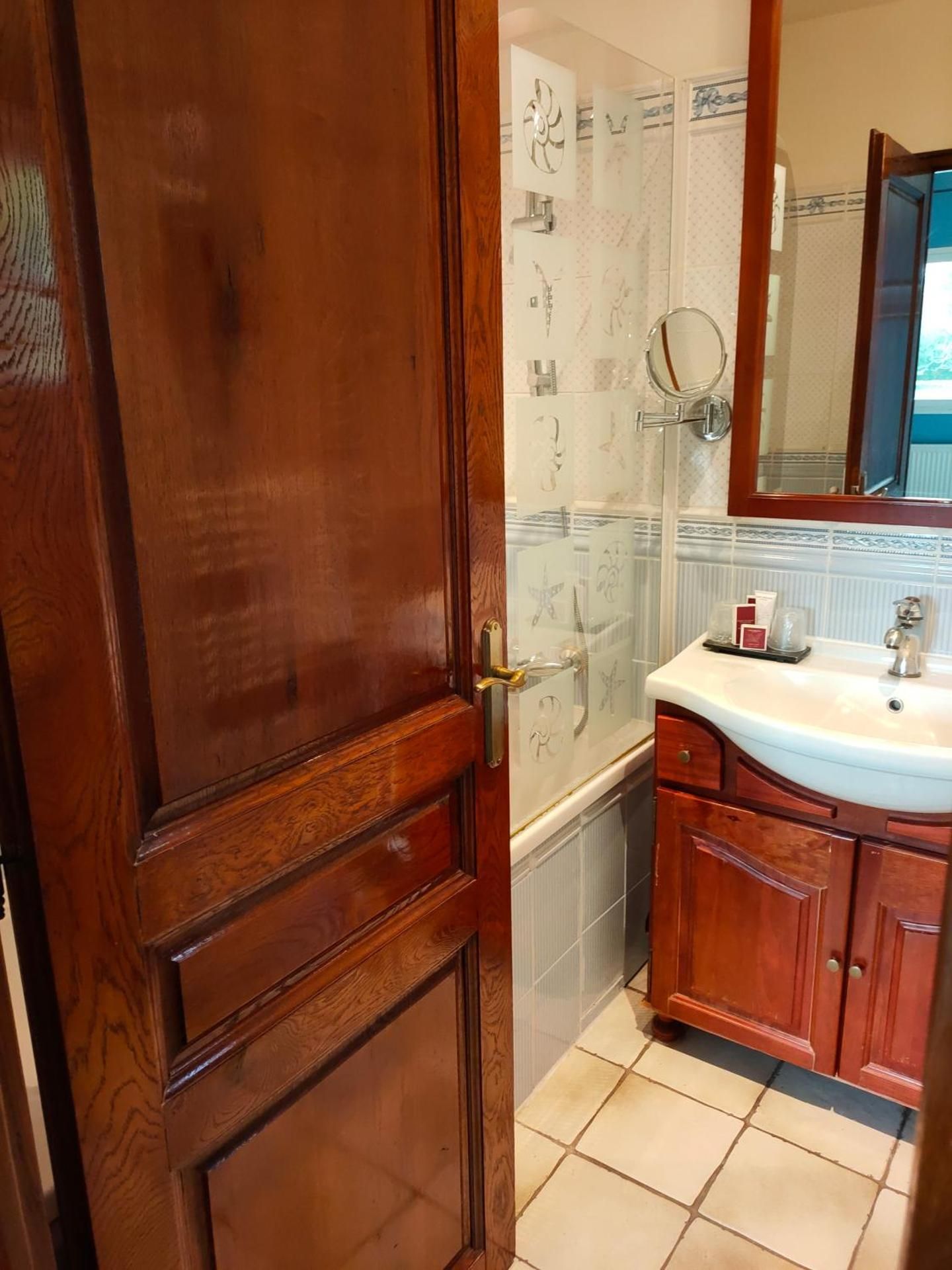 Standard Double or Twin Room