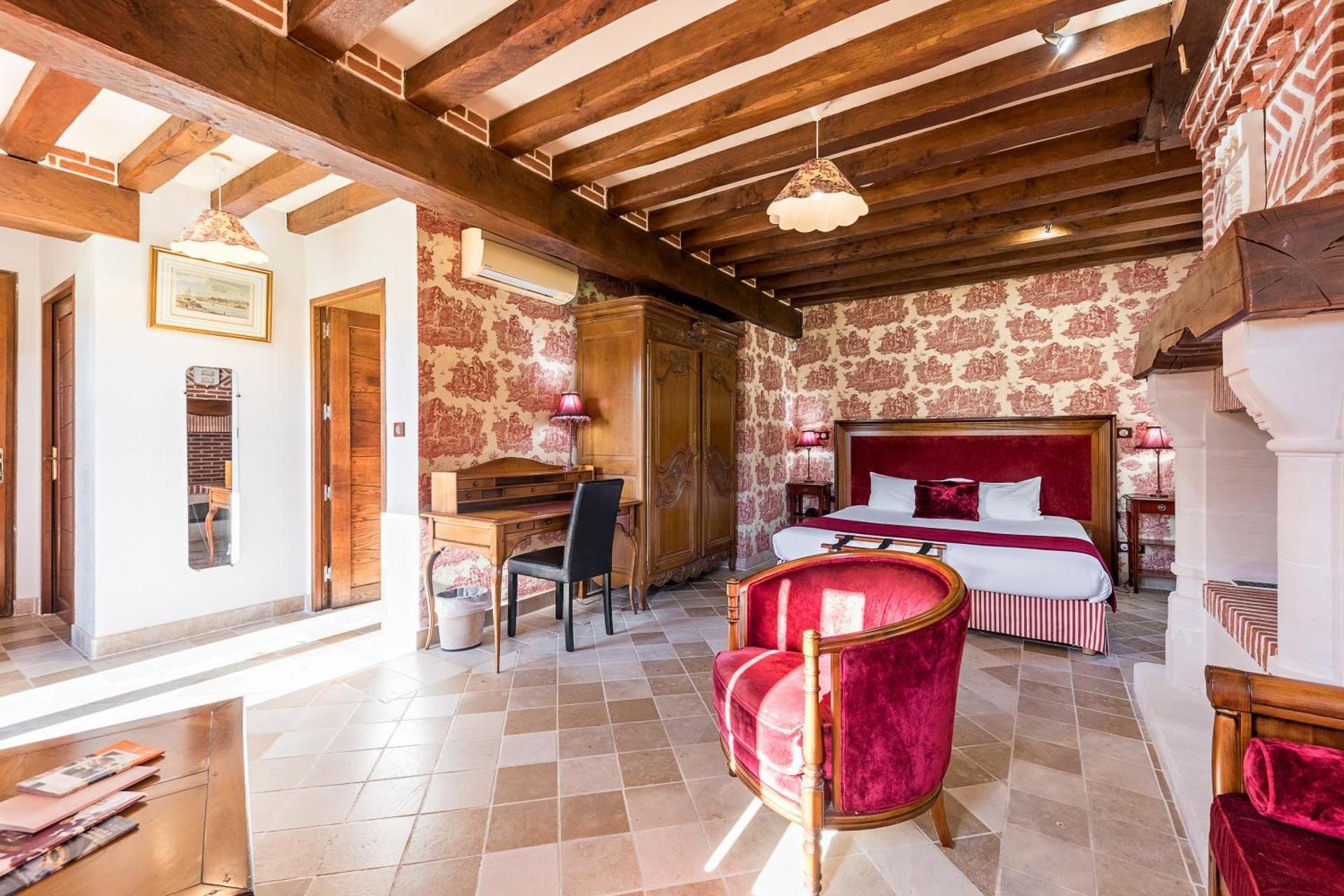 Superior Suite