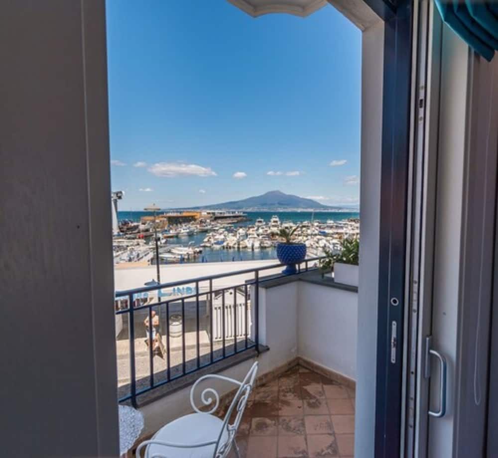 Le Ancore Standard Double Room, 1 Double Bed, Sea View 3