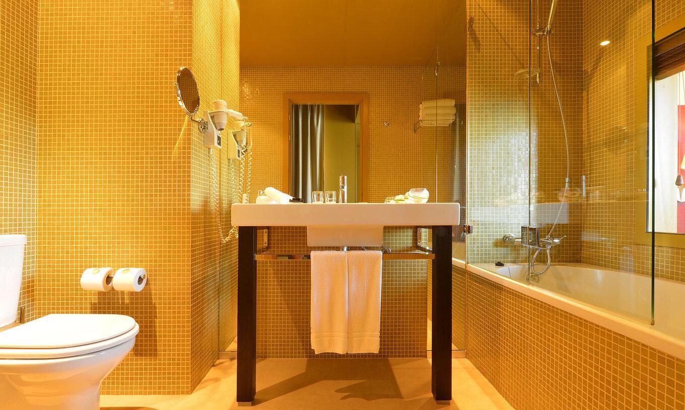 Grand View Deluxe Room
