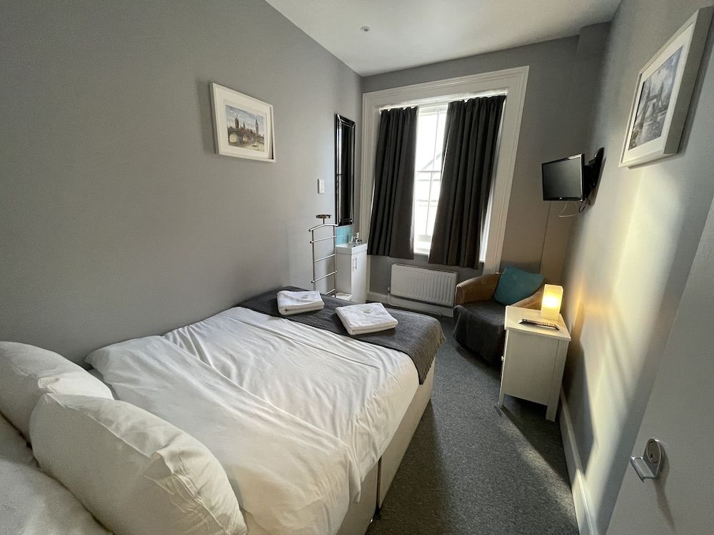 Ravna Gora Basic Double Room, Shared Bathroom