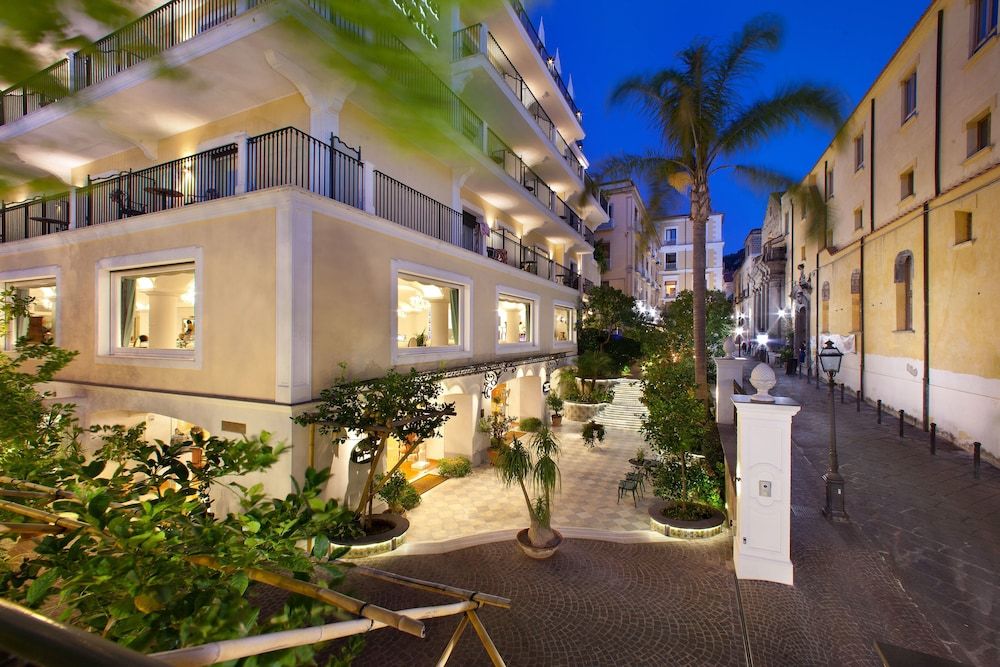 undefined Grand Hotel La Favorita 7