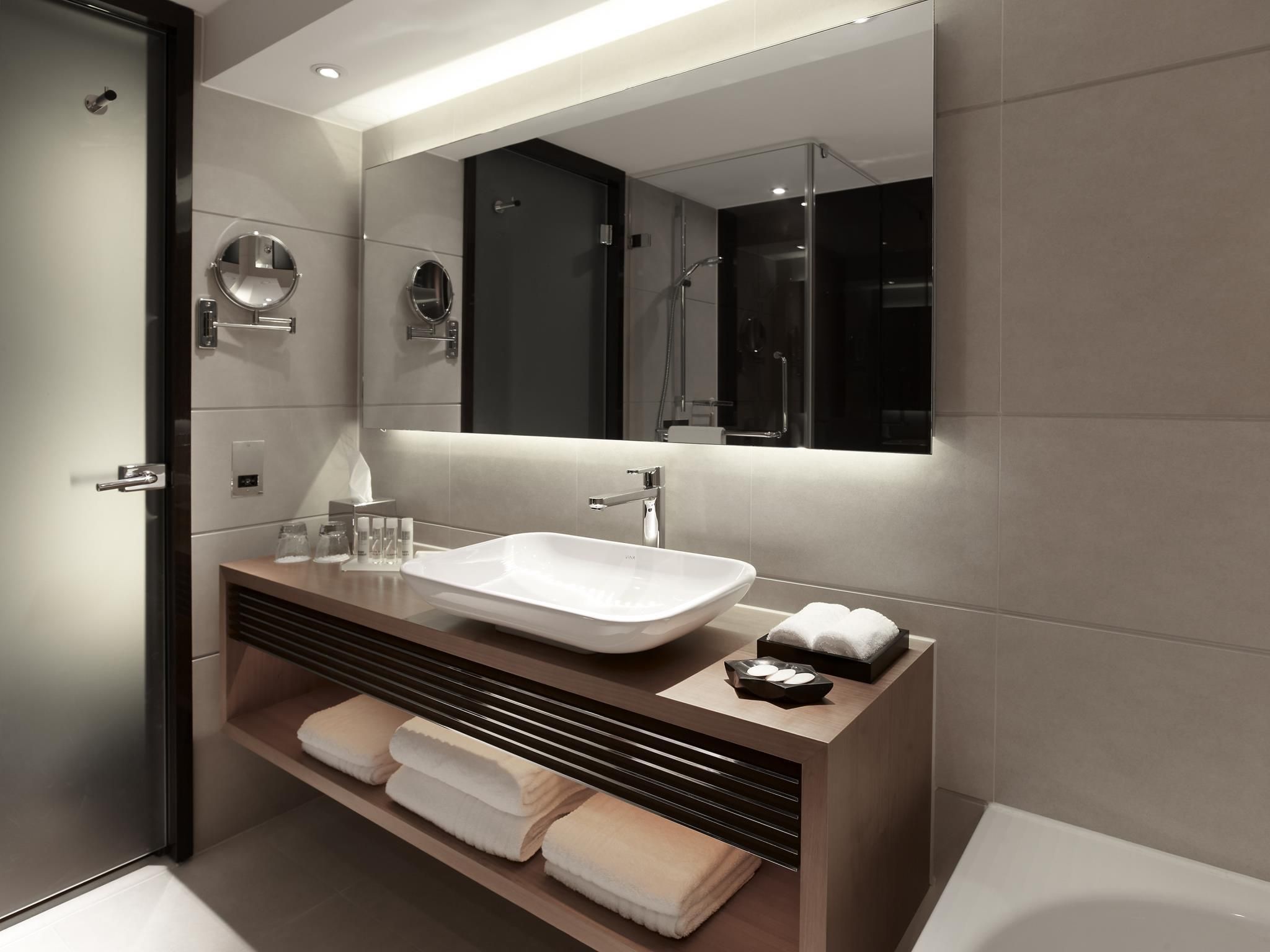 Park Plaza London Westminster Bridge Superior Double Internal View 3