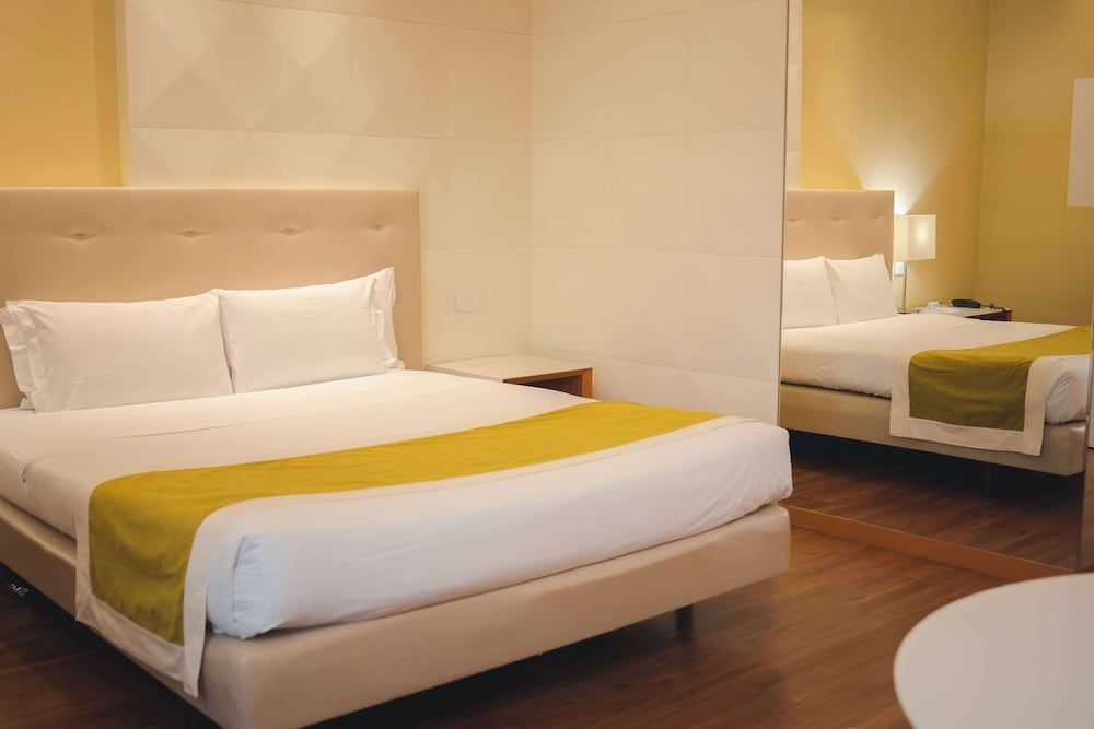 Comfort Room, 1 Queen Bed