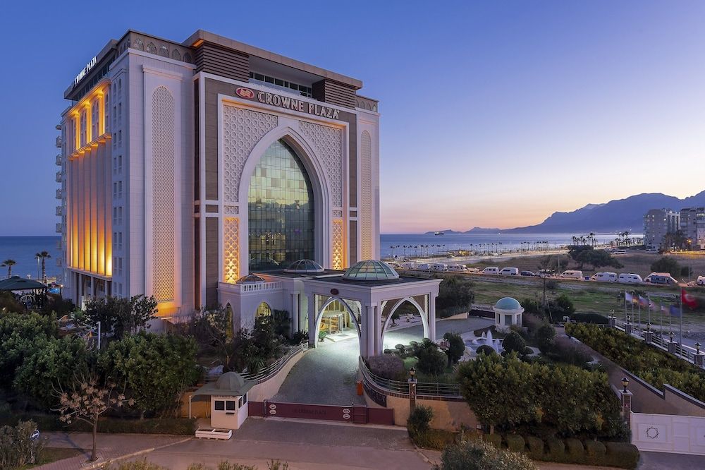 undefined Crowne Plaza Hotel Antalya by IHG 4