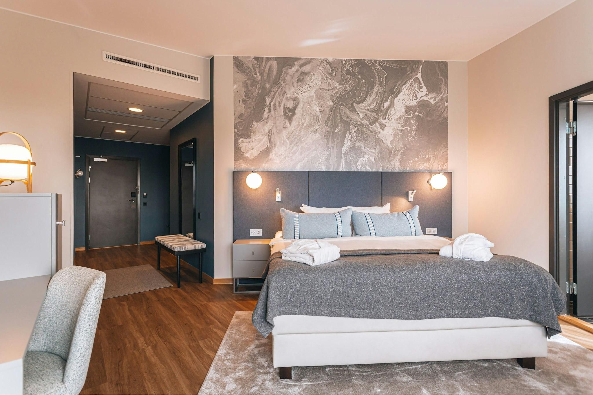 Studio, 1 King, Top floor, Balcony