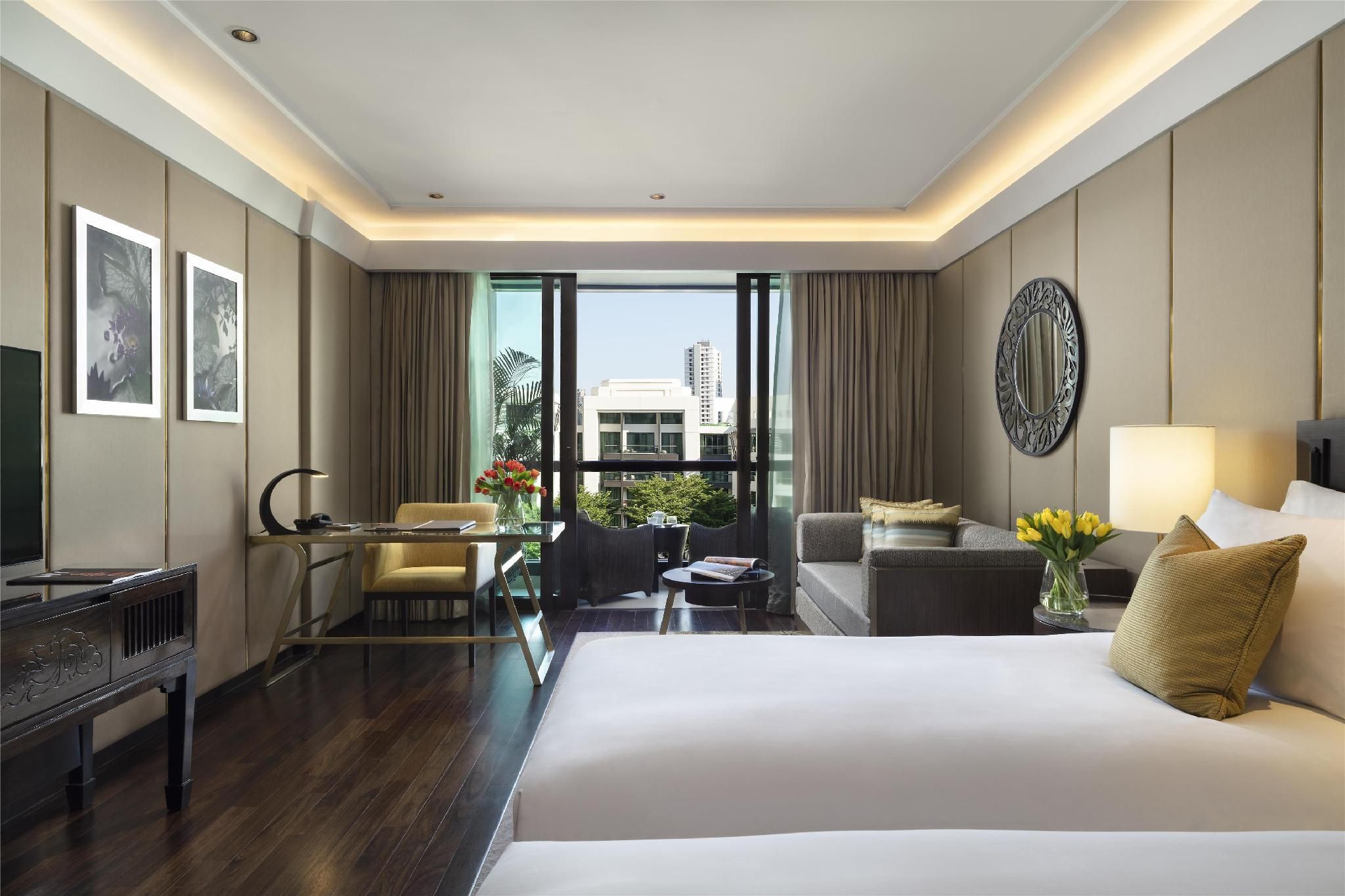 Deluxe Balcony Twin Room