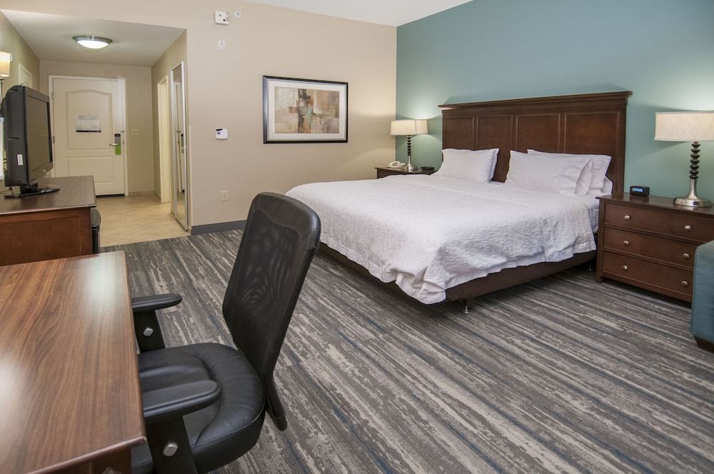 Room, 1 King Bed, Non Smoking
