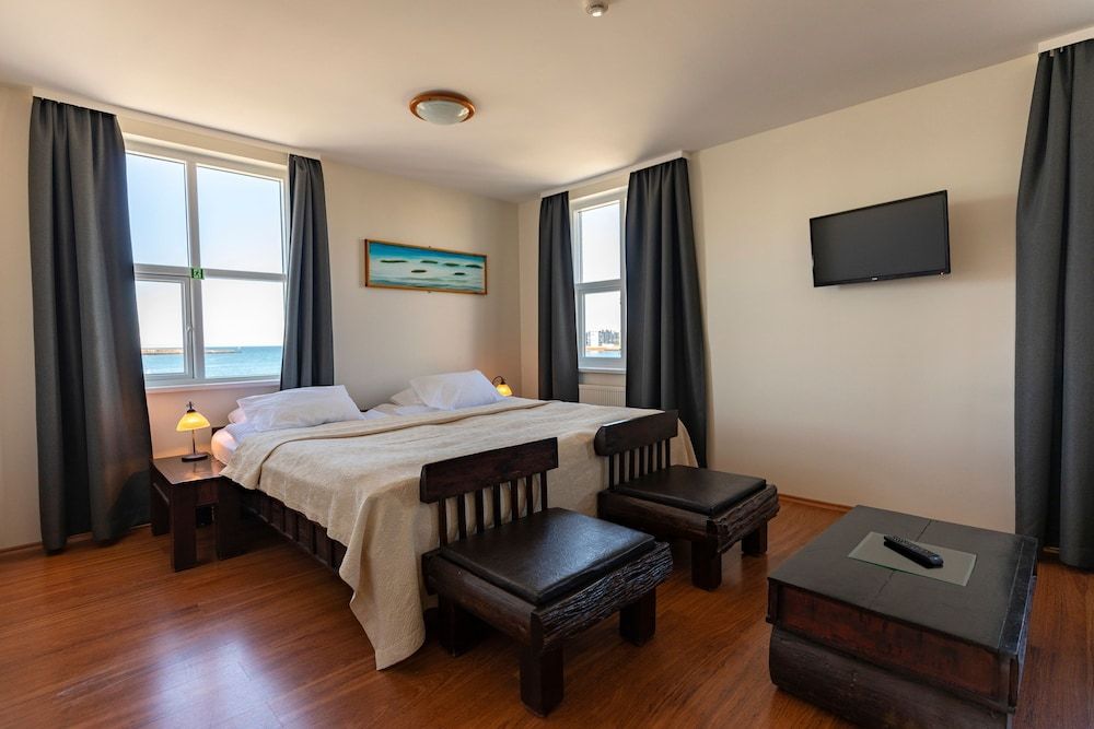 Hotel Viking Triple Room with Hot Tub and Sauna Access 4