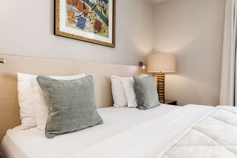 Grand Hotel Casselbergh Bruges Superior Room 3