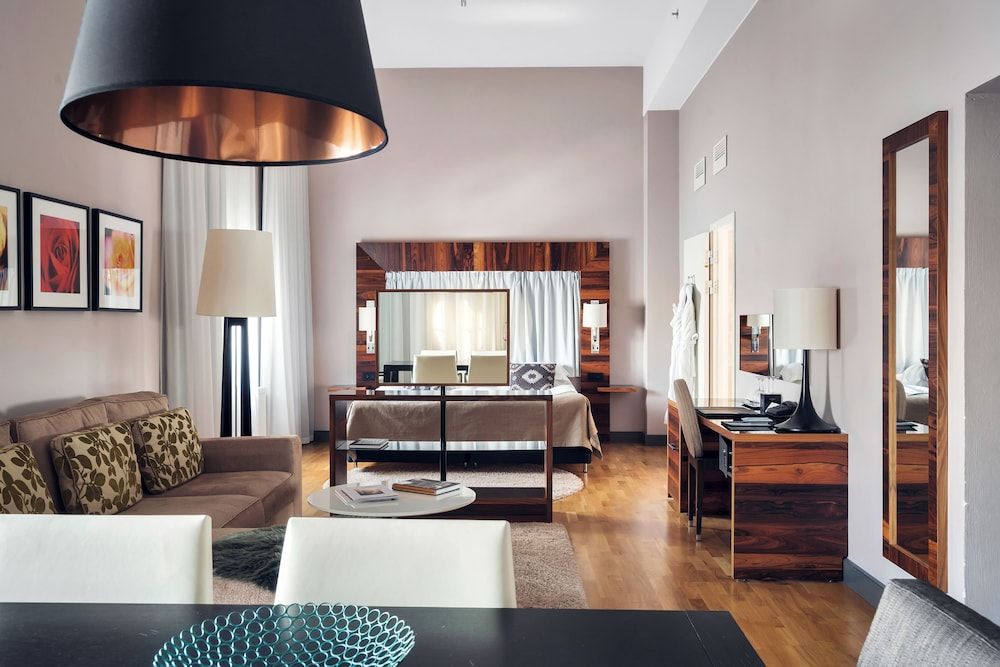 Suite (Spa not included)