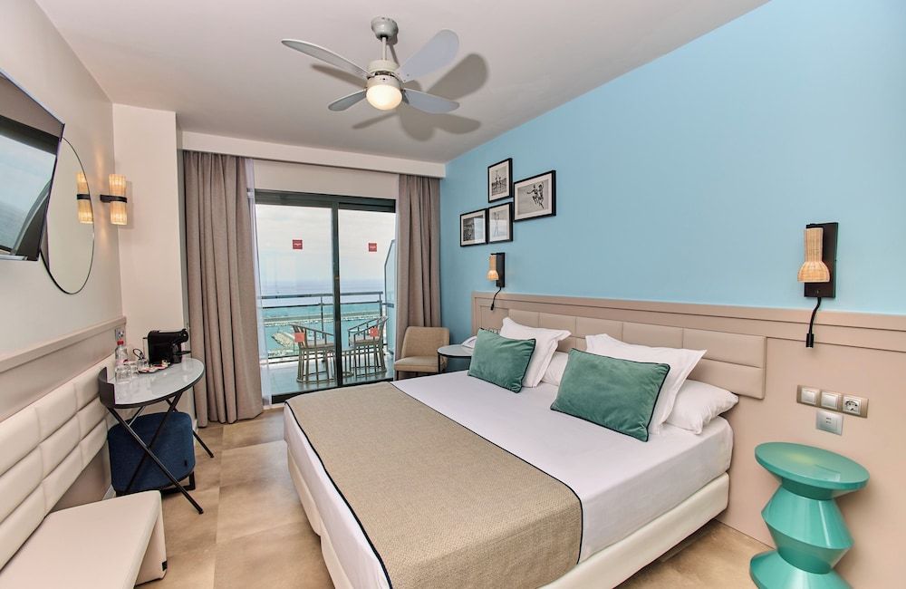 Leonardo Hotel Fuengirola Costa del Sol Deluxe Room 5