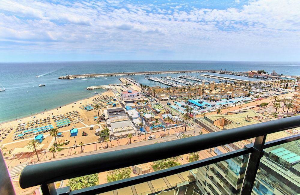 Leonardo Hotel Fuengirola Costa del Sol Deluxe Room 18