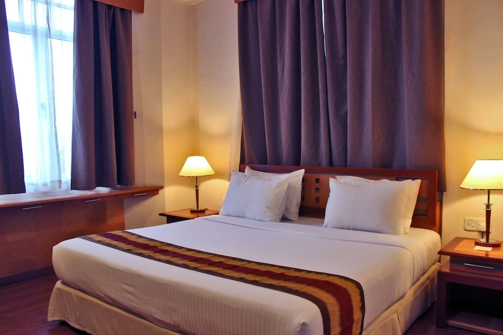 undefined Grand Eska Hotel and Residences 9