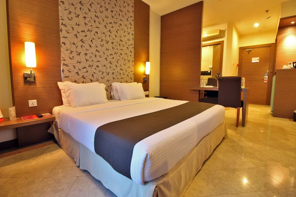 Grand Eska Hotel and Residences Studio 2