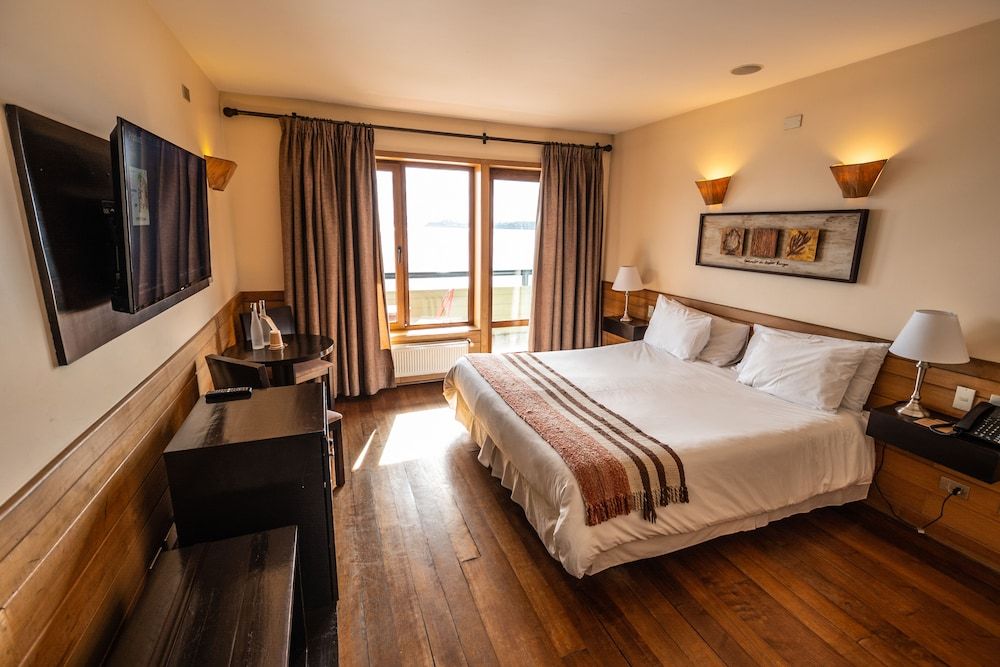 Superior Double Room, 1 Double Bed, Lake View