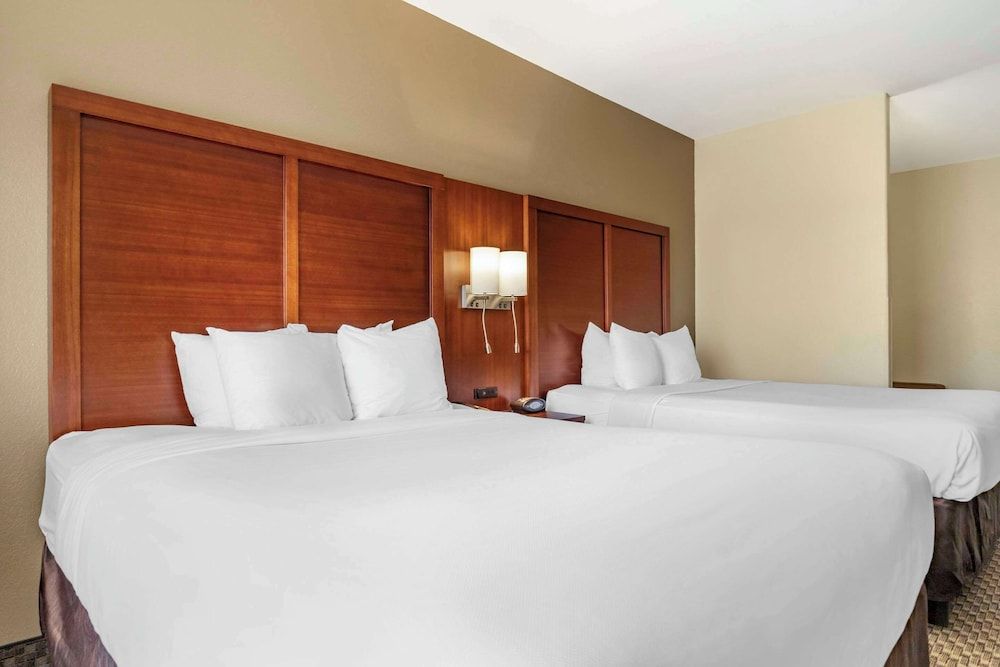 Suite, Multiple Beds, Accessible, Non Smoking