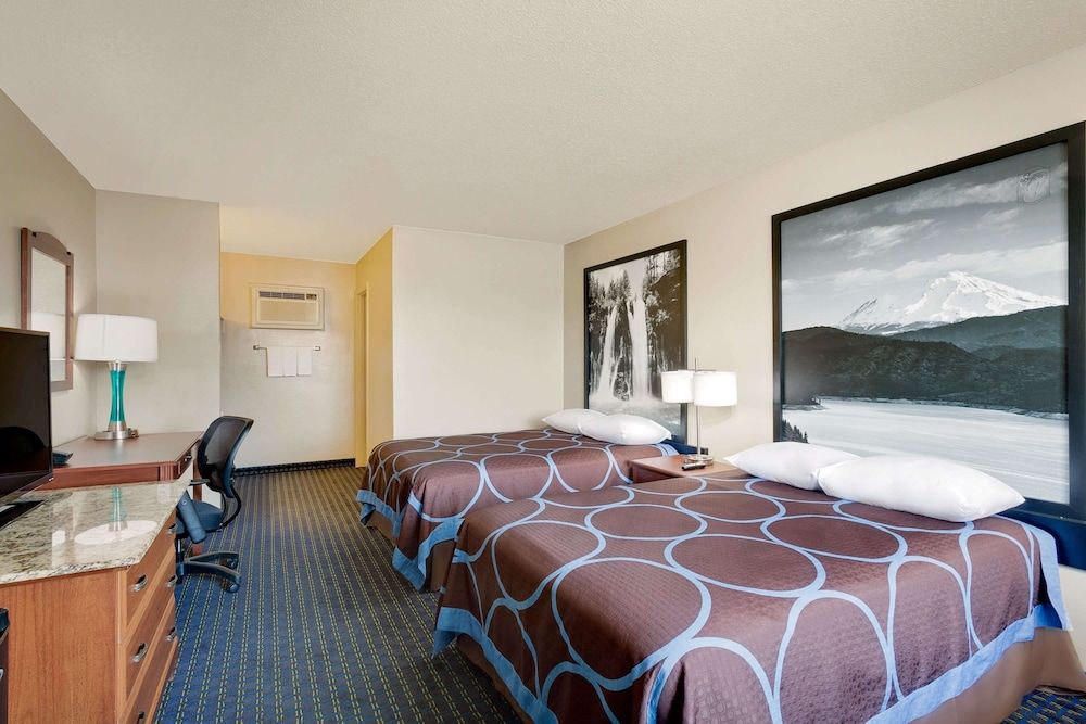 Room, 2 Queen Beds, Accessible, Non Smoking (Mobility/Hearing)