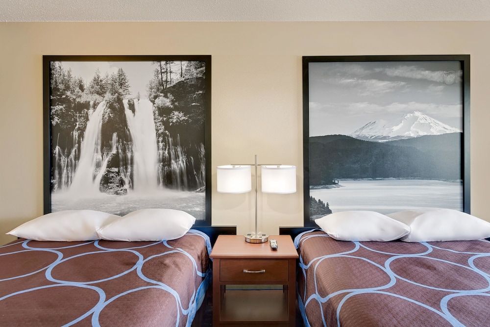 Room, 2 Queen Beds, Non Smoking